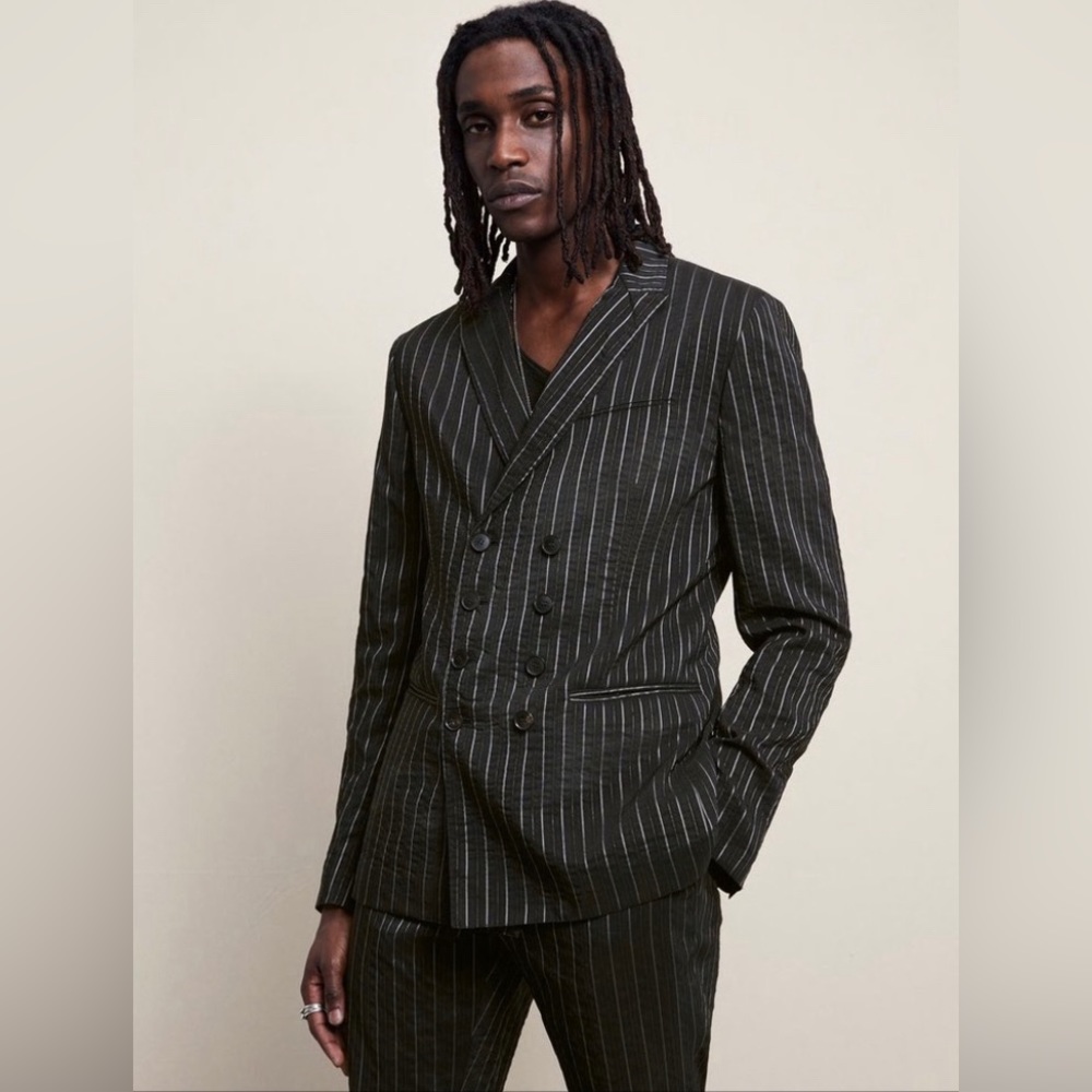 John Varvatos Peak lapel jacket. Size EU 52 USA 42